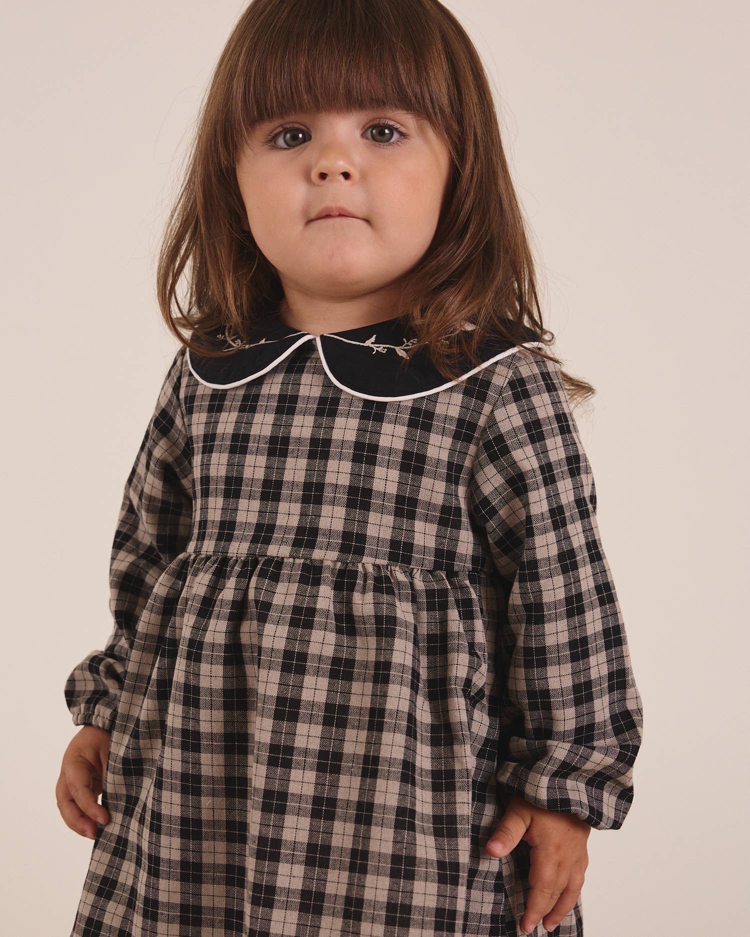 dressoir beige Girl Long-Sleeve Plaid Dress – Tan Beige & Black – Chloe's Closet Malta