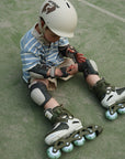 LIGHT UP ROLLER SKATES - Kalamata 🍋