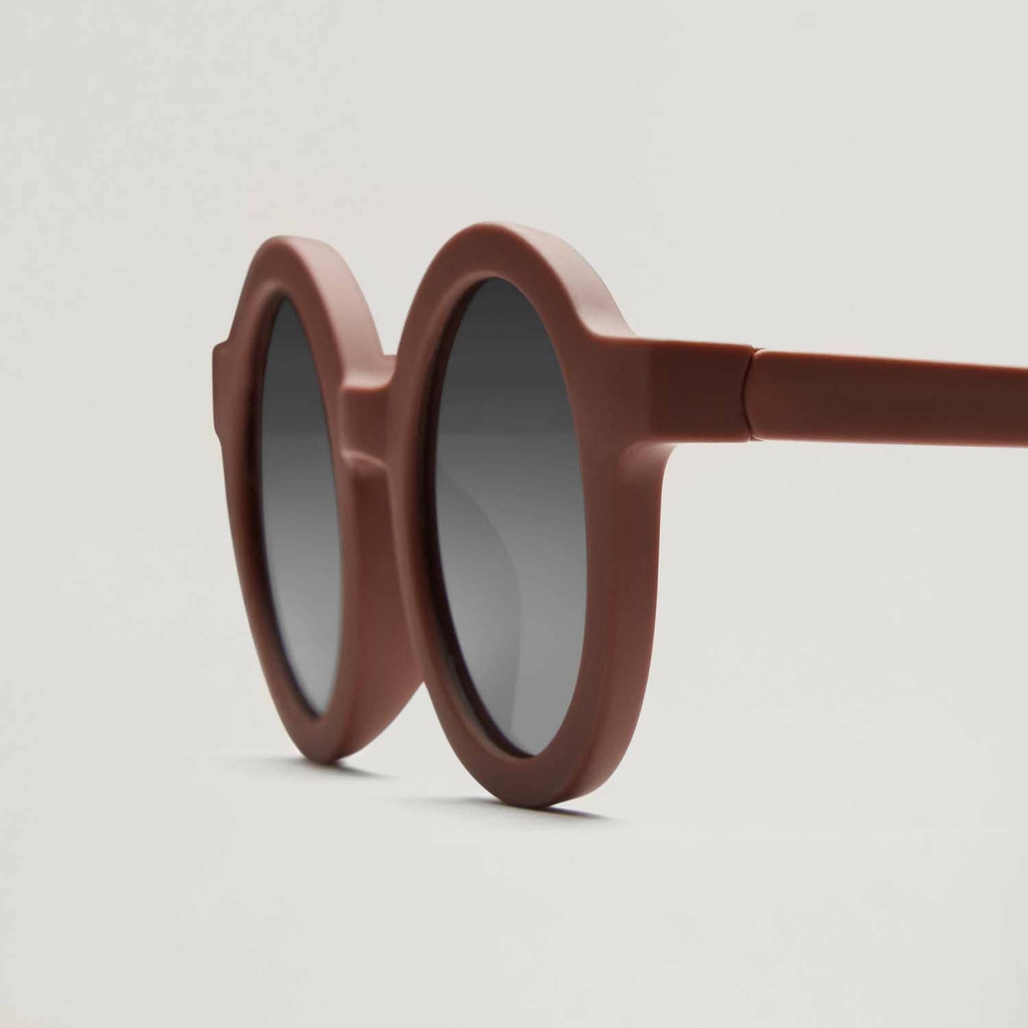 BabyMocs Bendable Soft Sunnies: BROWN/ CHILD (FITS 1.5 Y ~ 8 Y) - NEW!