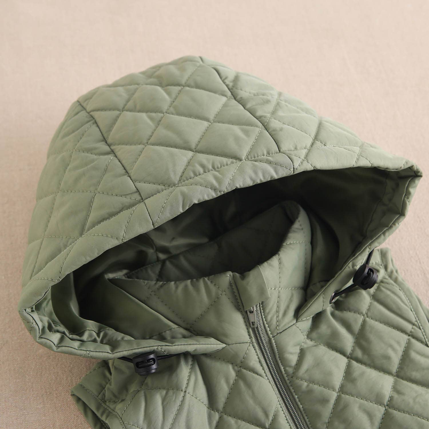 Children’s Green Hooded Guatiné Vest – Diamond Padded