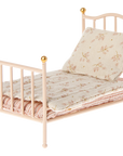 Vintage bed, Mouse - Rose