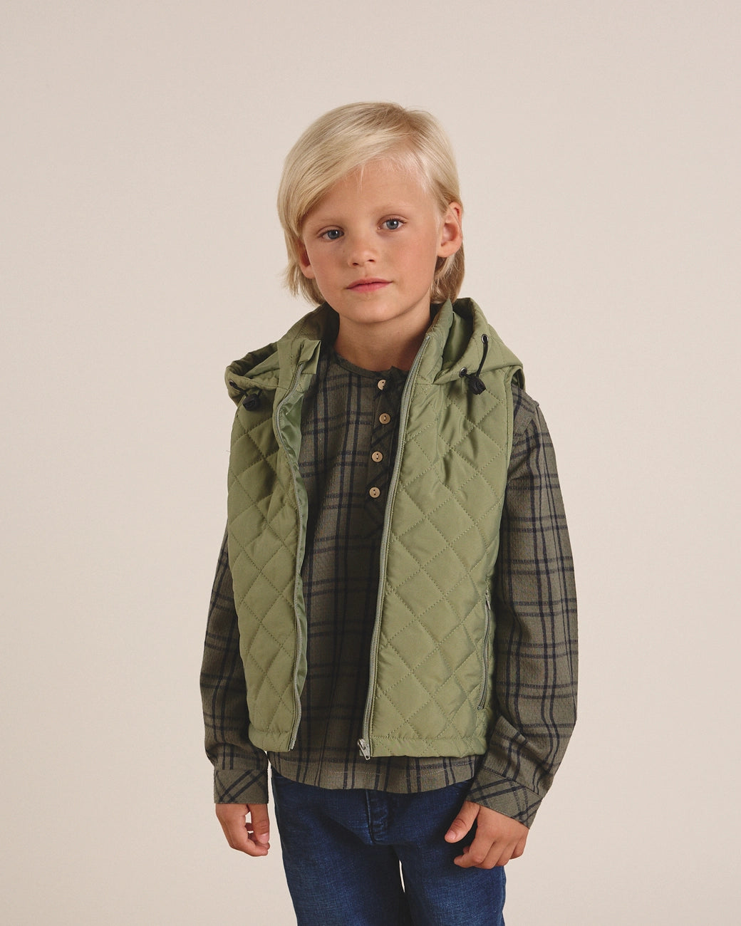 Children’s Green Hooded Guatiné Vest – Diamond Padded