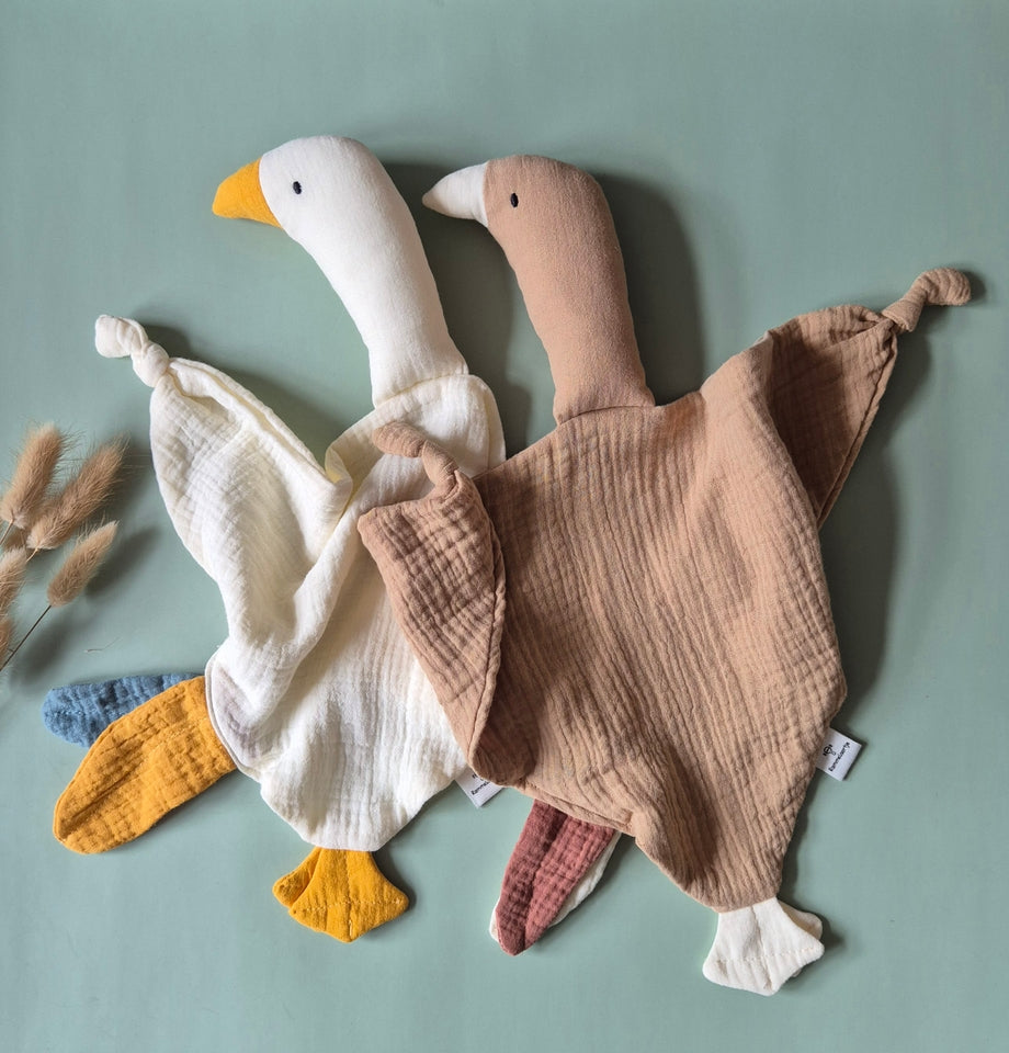 Soft Hydrophilic Goose Plush Toy For Babies - Brown