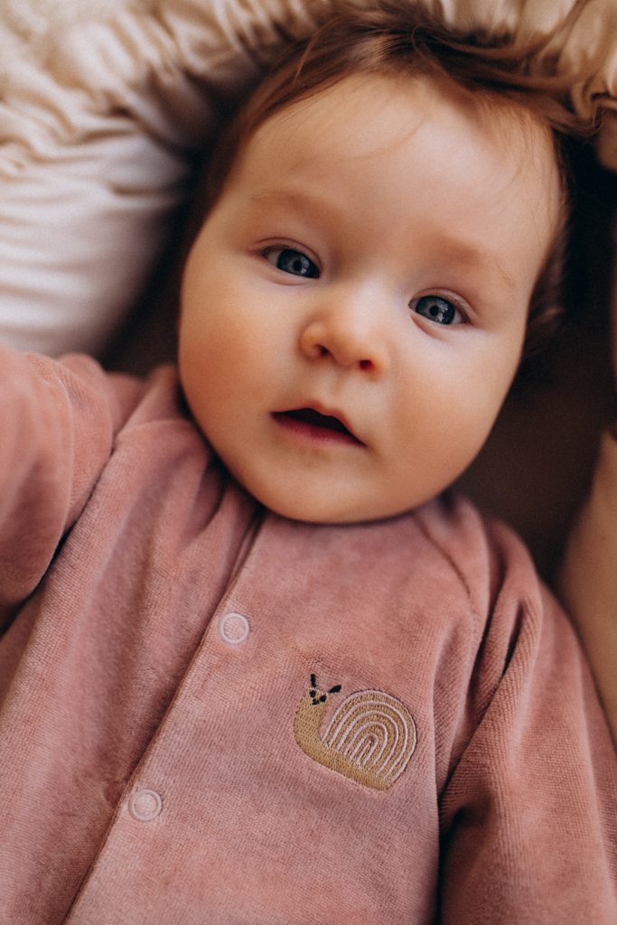 EMBROIDERED SLEEPSUIT – GOTS – AW26