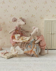 Princess Dress, Big Sister Mouse