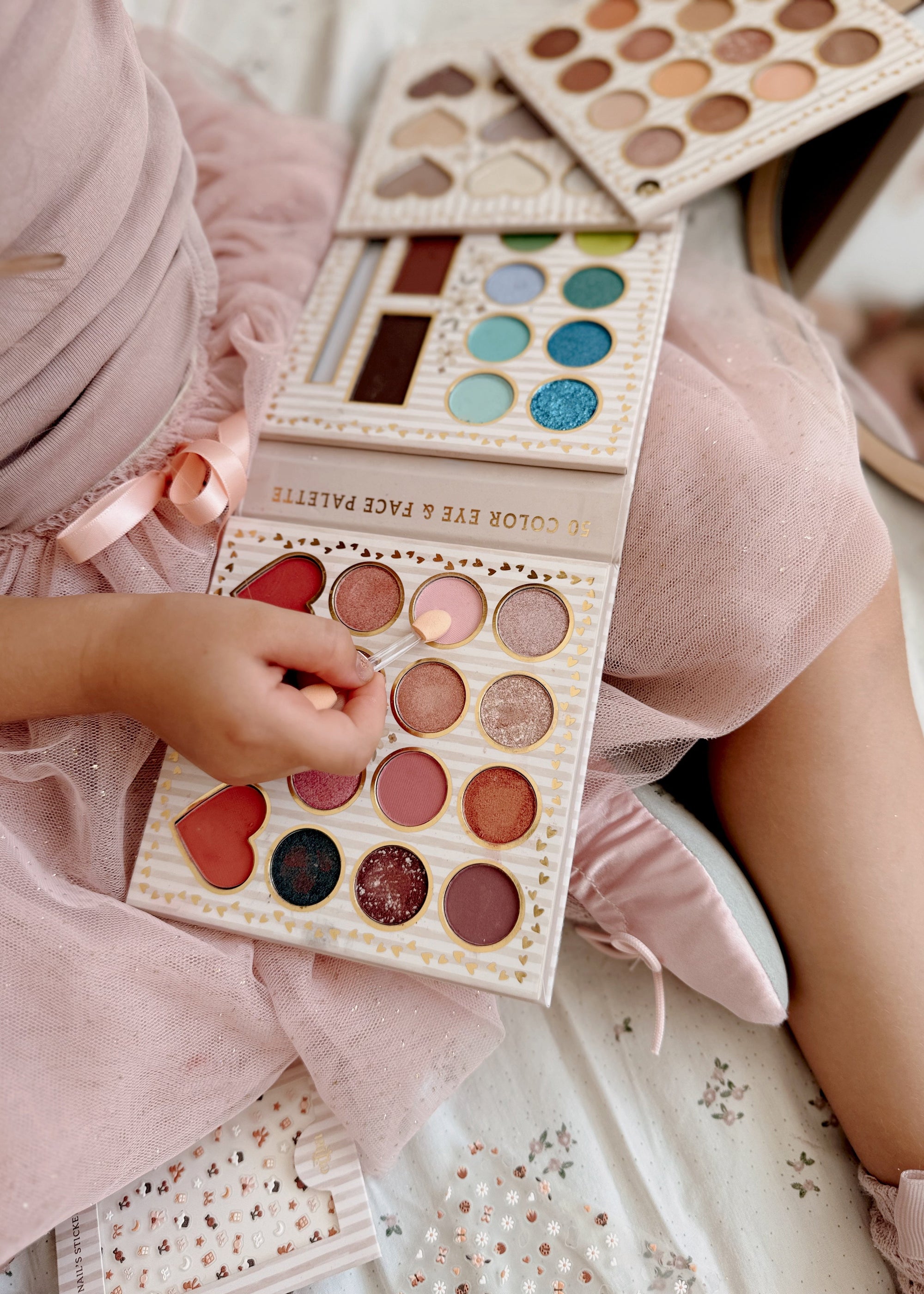 Mon Chéri - My First Make UP