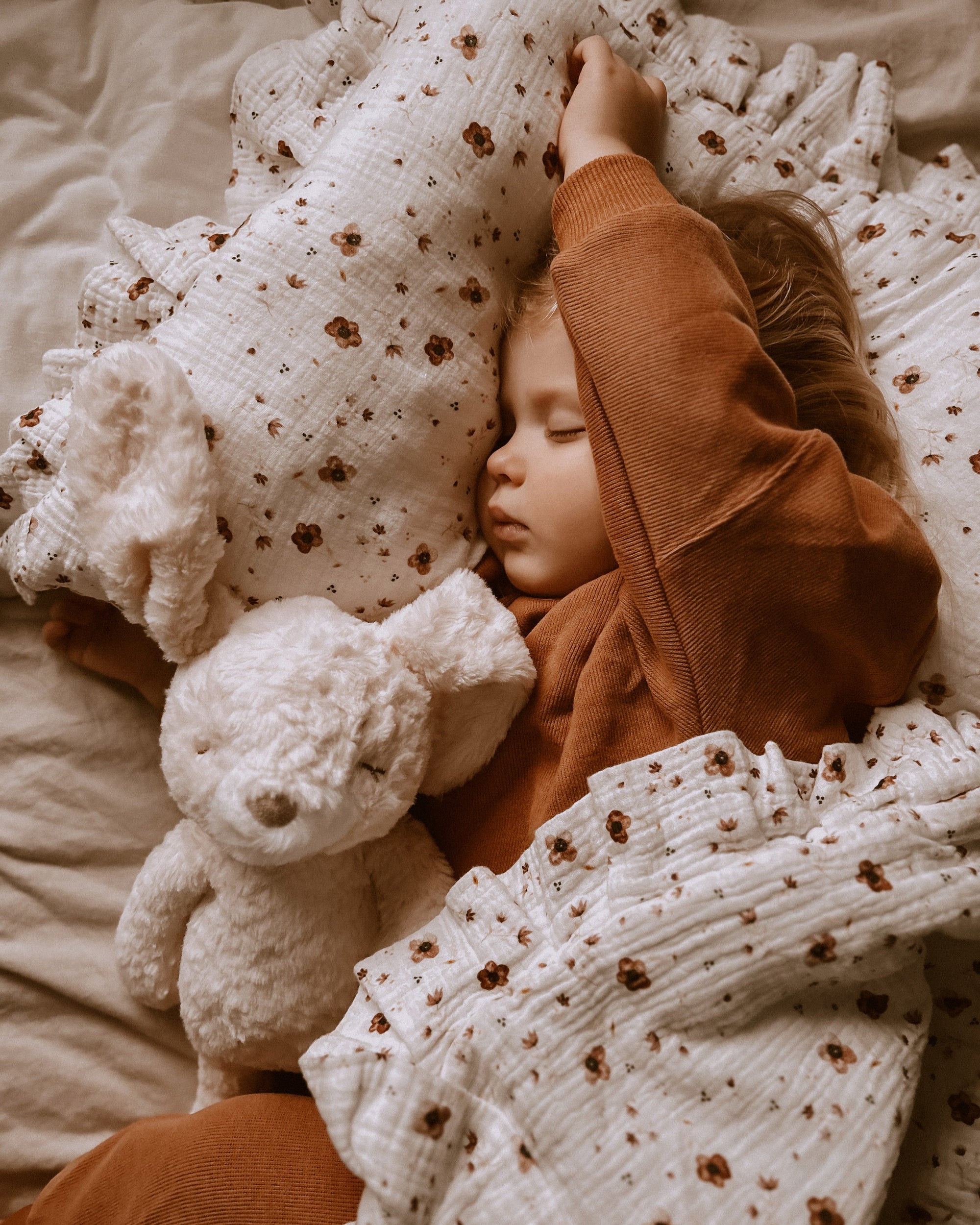 Stuffed animals - Mrs. Pookie - Rabbit