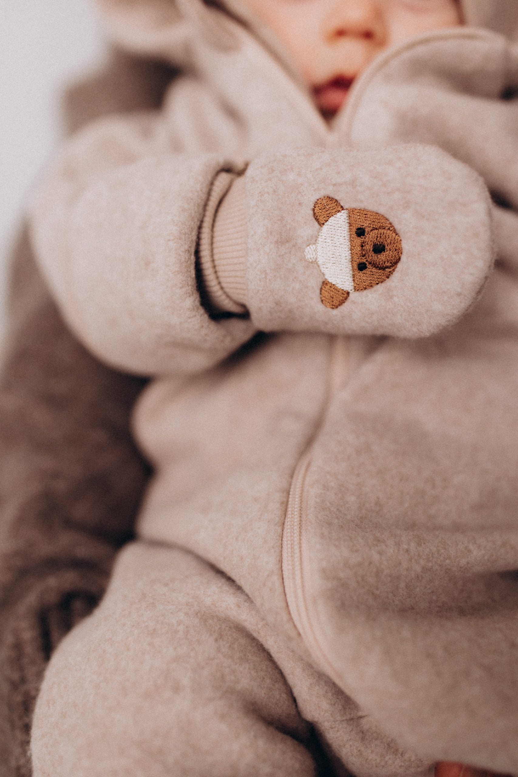 EMBROIDERED MITTENS – GOTS – AW26