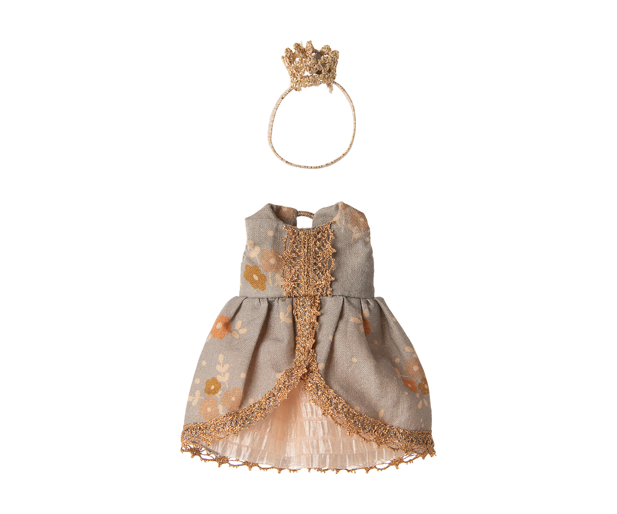 Princess Dress, Big Sister Mouse